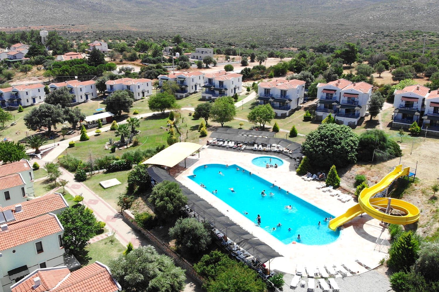 Akay Garden Family Club