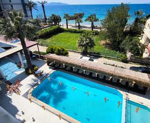 Öz Güzelçamlı Hotel